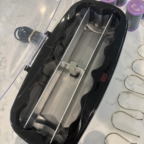 Conair CHV14JXR Extreme Heat Jumbo and Super Jumbo Rollers With 11 Clips Tested - Picture 6 of 10